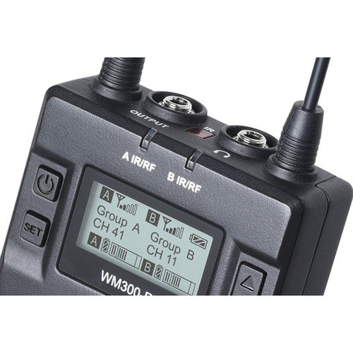 Comica 2-Person Camera-Mount Wireless Combo Microphone System (520.0 to 578.5 MHz) (CVM-WM300B) (Parallel Import)