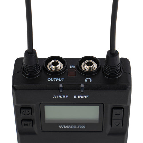Comica 2-Person Camera-Mount Wireless Microphone System with Rechargeable Batterie (CVM-WM300A) (Parallel Import)