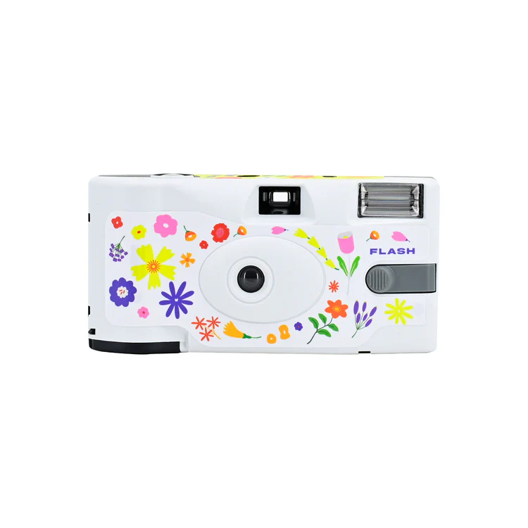 Retocolor Blossom 400 35mm Disposable Film Camera with 27 exposures