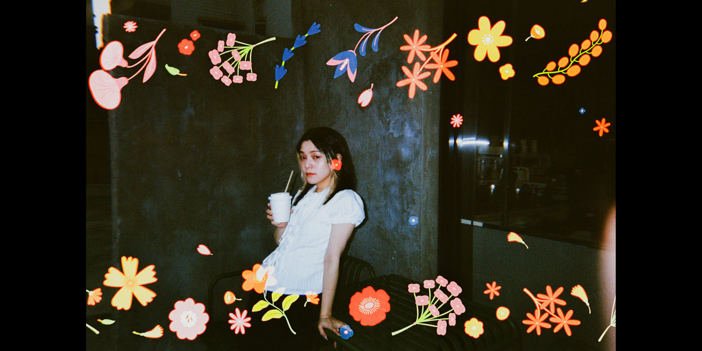 Retocolor Blossom 400 35mm Disposable Film Camera with 27 exposures