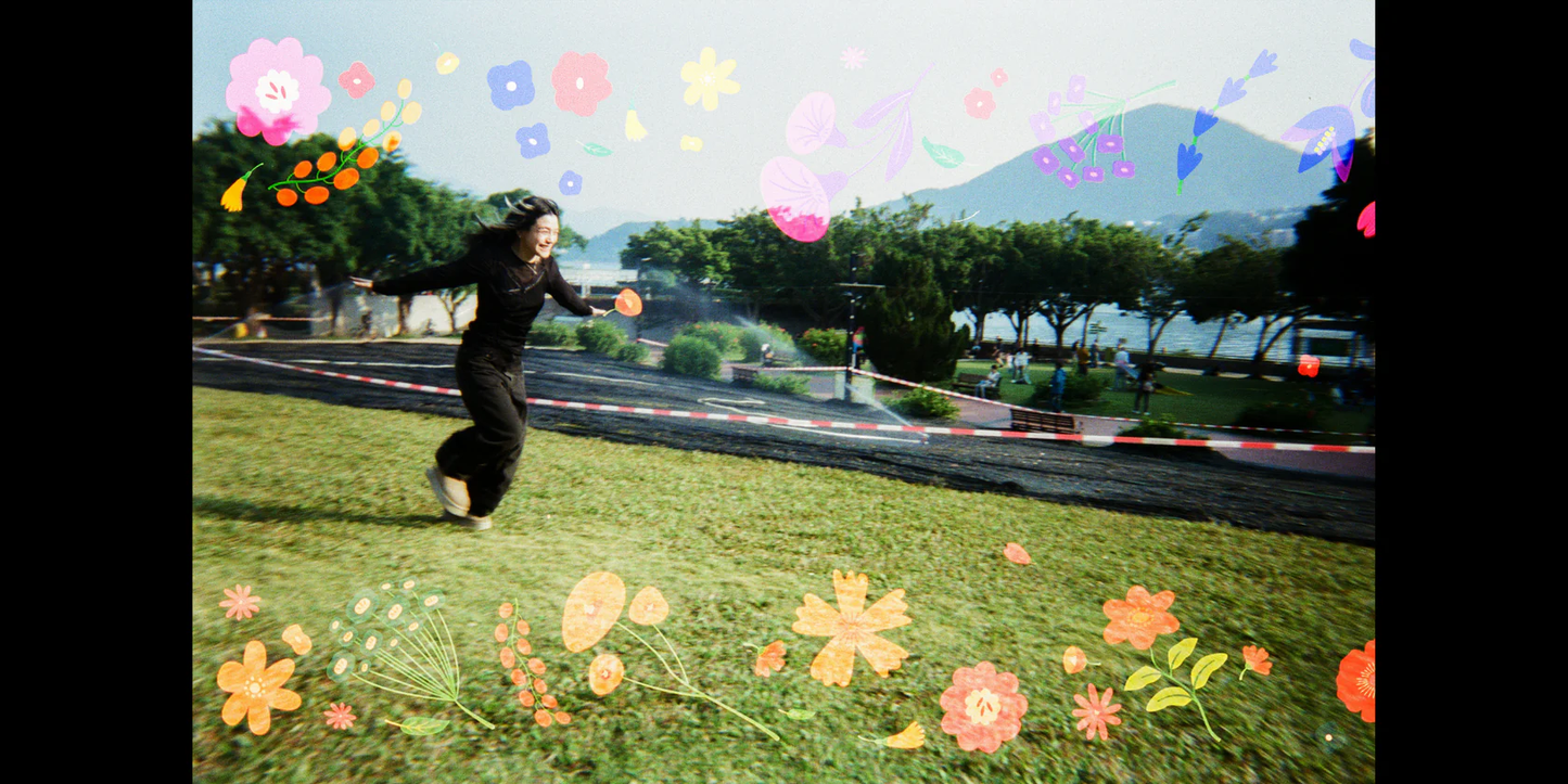 Retocolor Blossom 400 35mm Disposable Film Camera with 27 exposures
