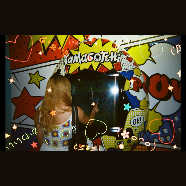 Retocolor Emoji 400 35mm Disposable Film Camera with 27 exposures