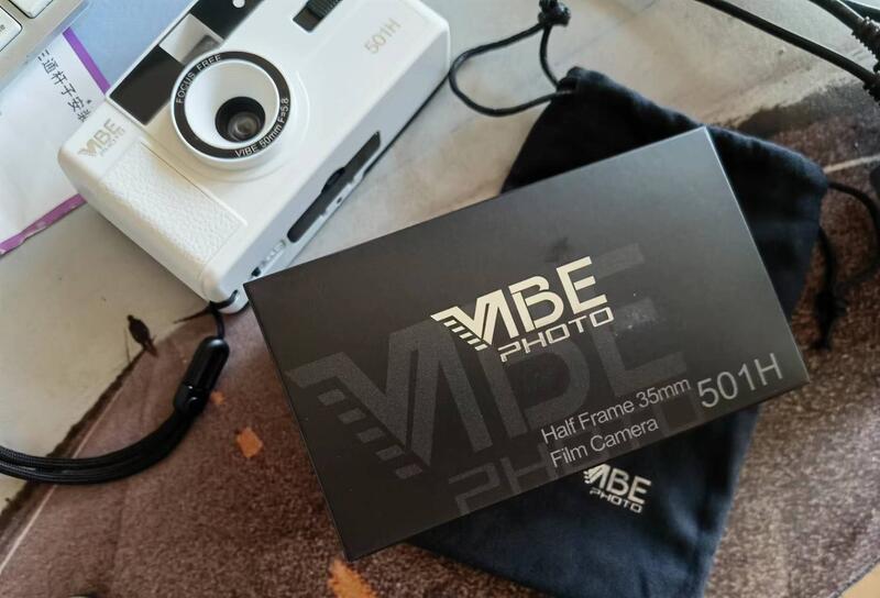 VIBE Photo 德國 501H 24x36mm 復古風半格菲林相機 (白色) (平行進口)