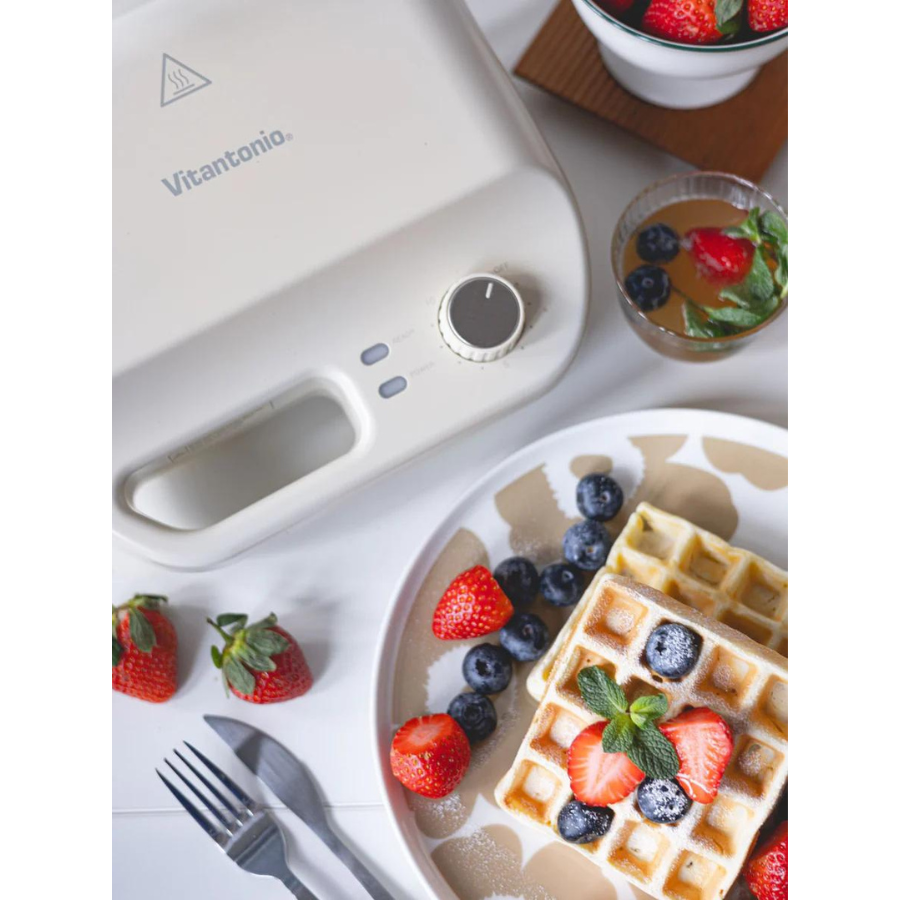 Vitantonio 900W Waffle & Hot Sand Baker (VWH50A)