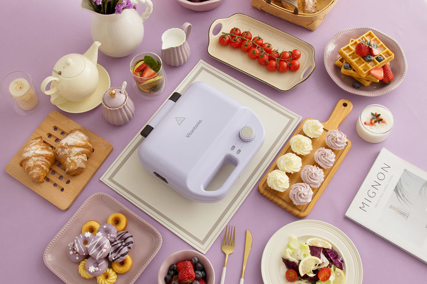 Vitantonio 900W Waffle & Hot Sand Baker (VWH50A)