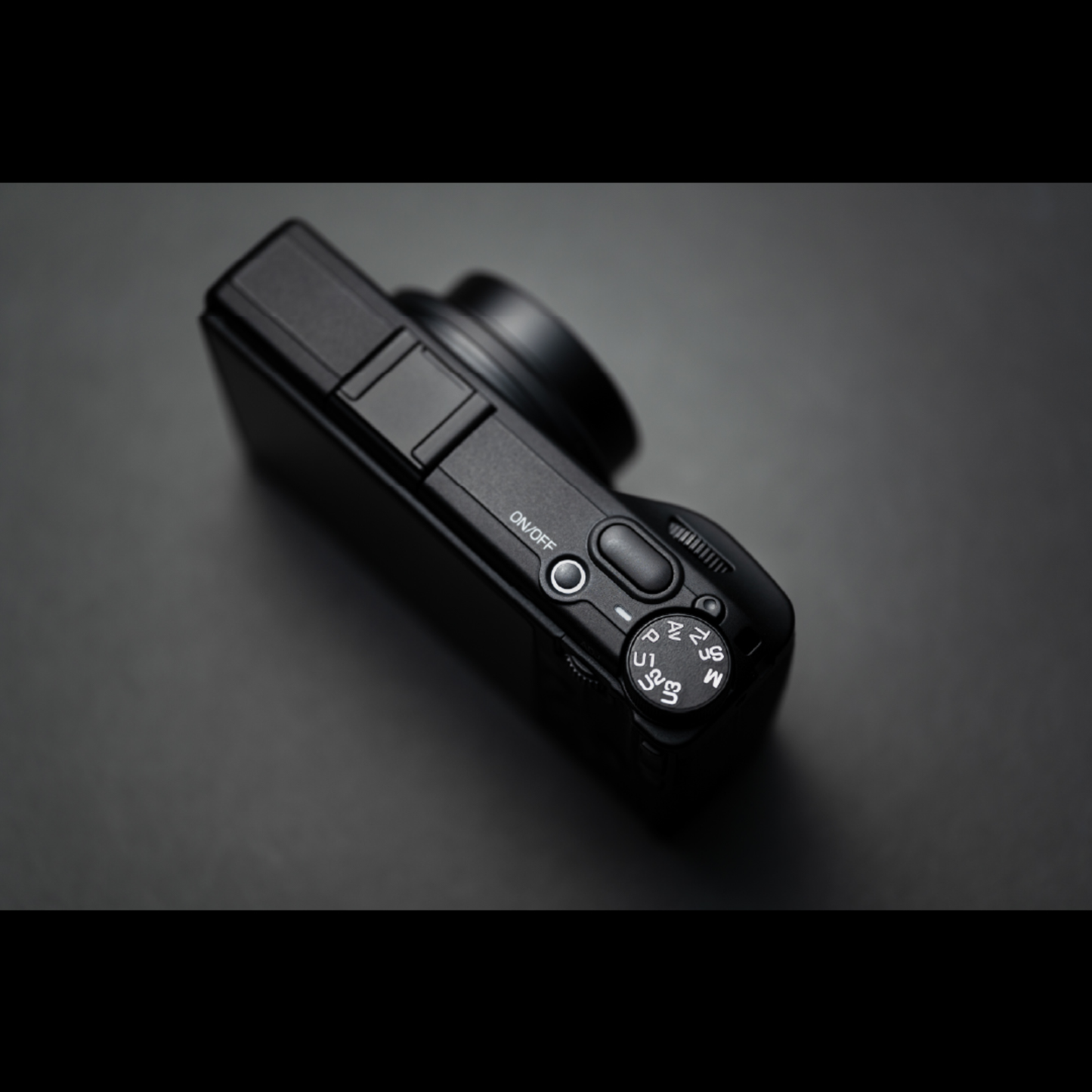 RICOH GR IV Monochrome Camera (平行進口)