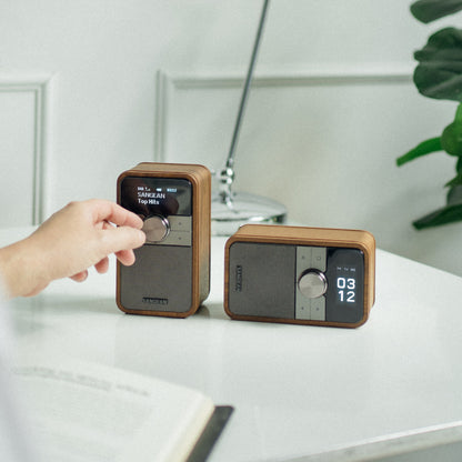 SANGEAN DDR-8 DAB DAB+/FM-RDS/Bluetooth Radio (VINTAGE WALNUT)