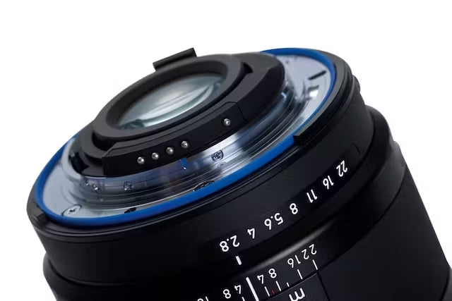 Zeiss Milvus 21mm f/2.8 ZE Lens for Canon EF (2096549) (Parallel Import)